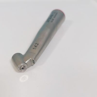 เครื่องมือผ่าตัดวงแหวนสีแดง กังหันทันตกรรม 1: 4.2 ความเร็วต่ำ 45 องศา ชุดกรอฟันทันตกรรม