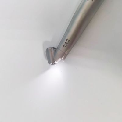 เครื่องมือผ่าตัดวงแหวนสีแดง กังหันทันตกรรม 1: 4.2 ความเร็วต่ำ 45 องศา ชุดกรอฟันทันตกรรม