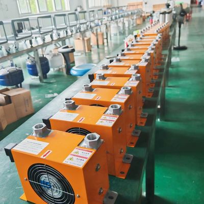 220V 60L เครื่องปรับอากาศทันตแพทย์ พร้อมเครื่องแห้งอากาศ เครื่องปรับอากาศแพทย์เงียบไม่มีน้ํามัน สําหรับ 4 หน่วยทันตแพทย์